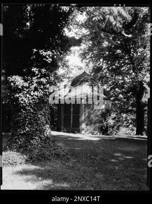 Federal Hill, Fredericksburg, Virginia. Carnegie Survey of the Architecture of the South. United States  Virginia  Fredericksburg, Cabins. Stock Photo