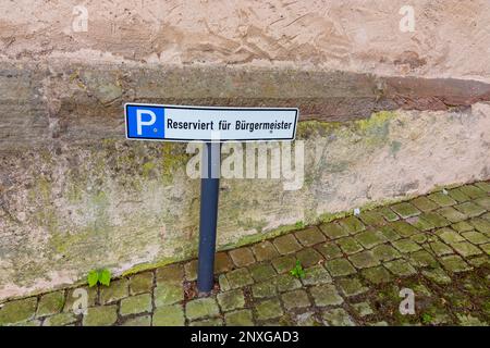 Schlitz (Vogelsbergkreis): sign 'Reserviert für den Bürgermeister' at Town Hall in Vogelsberg, Hessen, Hesse, Germany Stock Photo