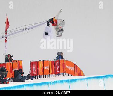 Shaun White snags place in Copper Mountain halfpipe finals