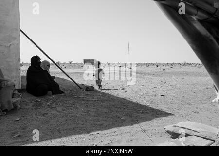 Mauritania, surroundings of Chinguetti, desert nomads Stock Photo