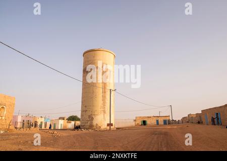 Mauritania, Chinguetti, old town, water collector Stock Photo