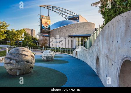 The Ontario Science Centre in Toronto, Ontario, Canada, not only is a standard destination for Toronto school children who want to learn about the var Stock Photo