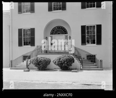 Oak Hill, Aldie vic., Loudoun County, Virginia. Carnegie Survey of the Architecture of the South. United States  Virginia  Loudoun County  Aldie vic, Fanlights, Doors & doorways. Stock Photo