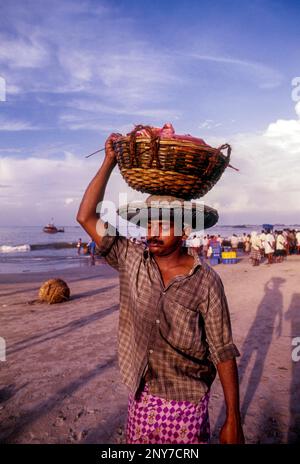 Fisherman carrying baskets hi-res stock photography and images - Alamy