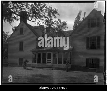 Mt. Custis, Accomack vic., Accomack County, Virginia. Carnegie Survey of the Architecture of the South. United States  Virginia  Accomack County  Accomack vic, Dormers. Stock Photo