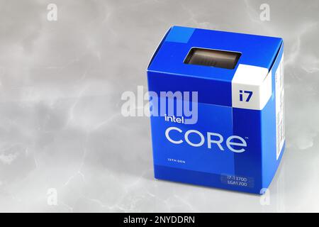 Brand new retail box of Intel Core i7 13700 Hight performance CPU