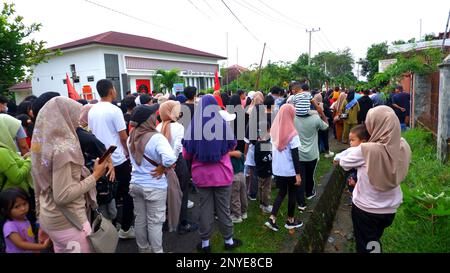 People Gathered On The Streets Of Muntok Town Early In The Morning Stock Photo