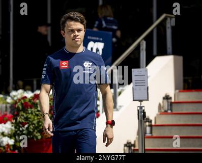 BAHRAIN - Nyck de Vries (AlphaTauri) at the Bahrain International Circuit in the Sakhir desert region ahead of the Bahrain Grand Prix. ANP SEM VAN DER WAL Stock Photo