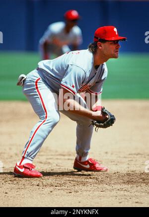 Hollins going to bat for Phils like he did in '93