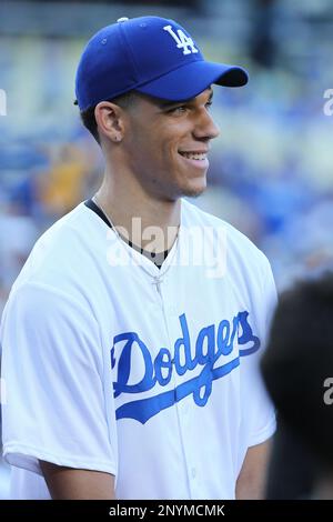 Lakers' Lonzo Ball throws out first pitch at Dodger Stadium