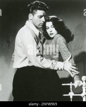 American actor Burt Lancaster and actress Ava Gardner in the movie The Killers, USA 1946 Stock Photo