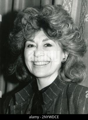 British actress and author Nanette Newman, UK 1988 Stock Photo