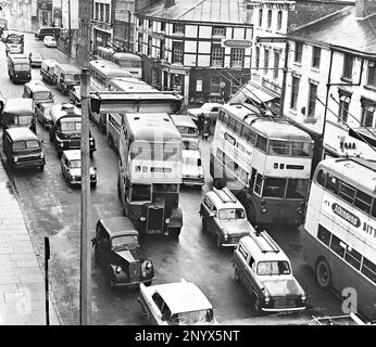 Town centre traffic congestion Snow Hill, Wolverhampton 1961 Stock Photo