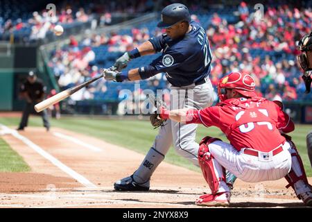 Seattle Mariners second baseman Robinson Cano (22) in the first inning  during a baseball game against the Arizona Diamondbacks, Saturday, Aug. 25,  2018, in Phoenix. (AP Photo/Rick Scuteri Stock Photo - Alamy