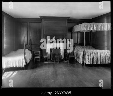 Tuckahoe, Goochland County, Virginia. Carnegie Survey of the Architecture of the South. United States  Virginia  Goochland County, Bedrooms, Woodwork. Stock Photo