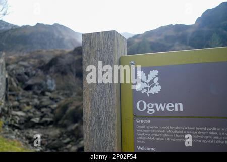 Snowdonia, Wales- February 2023: Cwm Idwal visitor Centre in the Ogwen Valley- a starting point and car park for exploring the Ogwen Valley Stock Photo