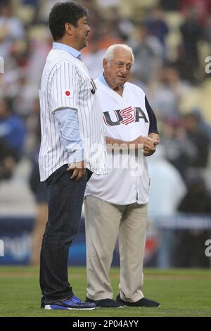 World Baseball Classic: Nomo's First Pitch to Lasorda