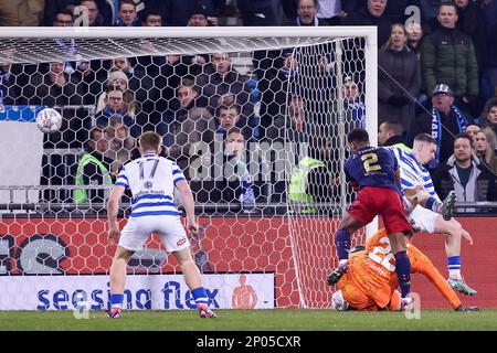 02-03-2023: Sport: Graafschap vs Ajax (KNVB Cup)  DOETINCHEM, NETHERLANDS - MARCH 2: Remko Pasveer (Ajax) and Devin Haen (De Graafschap) during the ma Stock Photo