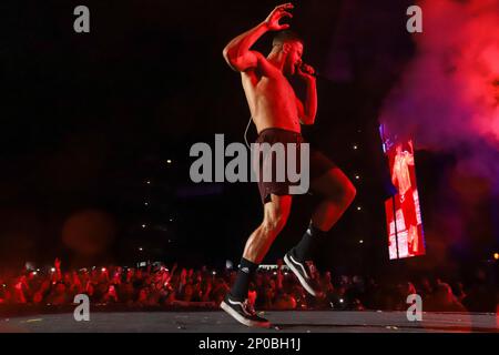 Curituba, Brazil. 02nd Mar, 2023. Concert by the pop rock band Imagine Dragons formed in Las Vegas in the United States, during the Mercury World tour in Brazil held at Estadio Pedreira Paulo Leminski, in the city of Curitiba this Thursday, 02. (Photo: Roberto Dziura Jr./Brazil Photo Press) Credit: Brazil Photo Press/Alamy Live News Stock Photo