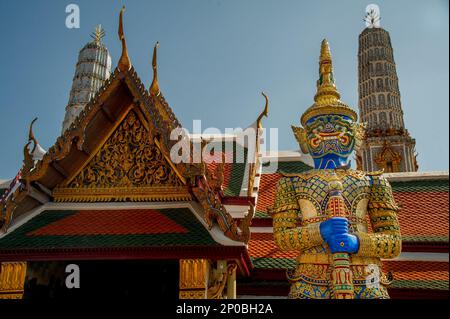 Wat Phra Kaew in Bangkok the Demon guardian.The giants are characters, each distinguished by their skin color and crowns.Each giant is about 5 meters Stock Photo