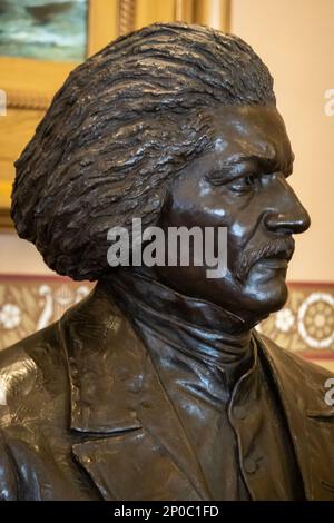 Frederick Douglass statue at the Maryland state house capital building in Annapolis MD Stock Photo