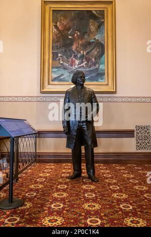 Frederick Douglass statue at the Maryland state house capital building in Annapolis MD Stock Photo