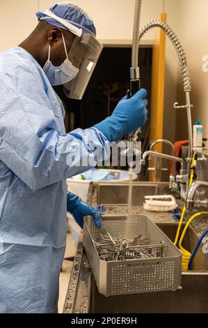 68D operating room specialist students assigned to the U.S. Army ...
