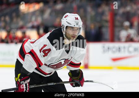 Adam Henrique(17) New Jersey Devils