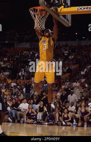 FILE: Devean George of the Los Angeles Lakers blocks the ball from ...