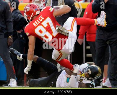 Kansas City Chiefs cornerback Aaron Hester participates in a drill during  an NFL football organized team activity, Thursday, May 28, 2015, in Kansas  City, Mo. (AP Photo/Charlie Riedel Stock Photo - Alamy