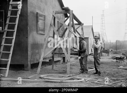 Fort McHenry, Cement Gun Used in Building Camp, 1917. Stock Photo