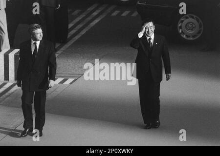 Archives 90ies: G7 summit, Arrival of the Heads of States, Ryūtarō Hashimoto, japanese Prime, Lyon, France, 1996 Stock Photo