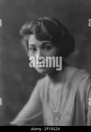 Bainter, Fay, Miss, portrait photograph, 1916. Stock Photo