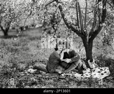 Alla Nazimova, Rudolph Valentino, 'Camille' (1921) Metro Pictures Corporation. File Reference # 34408-311THA Stock Photo