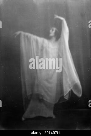 Pavlova, Anna, Madame, 1915 Nov. 8. Stock Photo