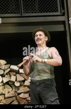 Mark Rylance (Johnny 'Rooster' Byron) in JERUSALEM by Jez Butterworth at the Jerwood Theatre Downstairs, Royal Court Theatre, London SW1  15/07/2009  design: Ultz  lighting: Mimi Jordan Sherin  director: Ian Rickson Stock Photo