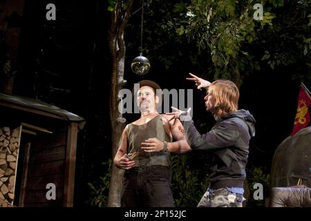 l-r: Mark Rylance (Johnny 'Rooster' Byron), Mackenzie Crook (Ginger) in JERUSALEM by Jez Butterworth at the Apollo Theatre, London W1  10/02/2010  a Royal Court 2009 production  design: Ultz  lighting: Mimi Jordan Sherin  director: Ian Rickson Stock Photo