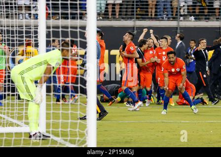 26 June 2016: Argentina goalkeeper Sergio Romero (1) lets his players know  he has the ball. Chile defeated Argentina (4-2 pen) in the 2016 Copa  America final at MetLife Stadium in East