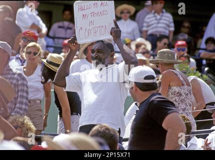 When Serena Williams' Father Richard Williams Didn't Open the Bottle of  Scotch He Had During the Intense Final of US Open 1999