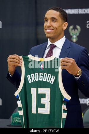 Milwaukee bucks jersey store 2016