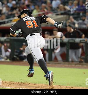 Miami Marlins: Ichiro Suzuki pitches eighth inning - Sports