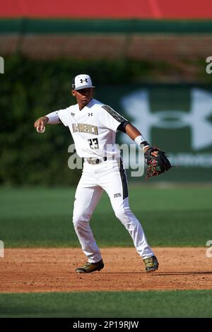 2011 Under Armour All-American Signs with San Diego Padres - Baseball  Factory