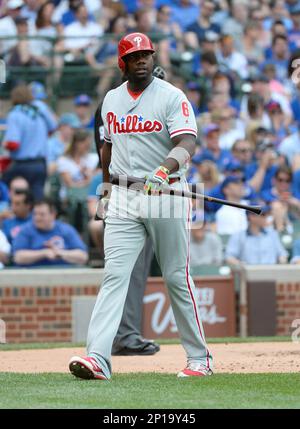 September 21, 2016: Philadelphia Phillies first baseman Ryan Howard (6)  looks on with his wife