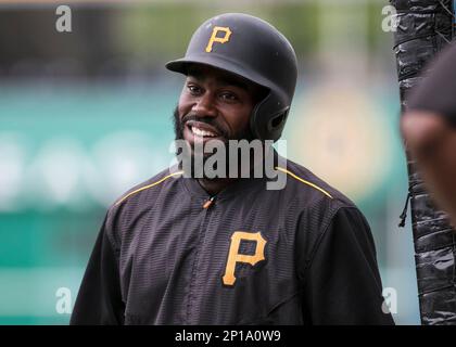05 June 2016: Pittsburgh Pirates Shortstop Jordy Mercer (10