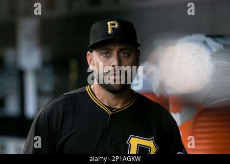 May 4, 2016: Pittsburgh Pirates Catcher Francisco Cervelli (29) [6619]  during the Pittsburgh Pirates game versus the Chicago Cubs at PNC Park in  Pittsburgh, PA. (Photo by Shelley Lipton/Icon Sportswire) (Icon Sportswire