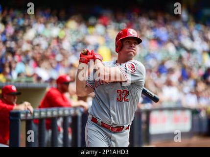 May 29, 2016: Cincinnati Reds right fielder Jay Bruce (32) warms up a MLB  game Between the Cincinnati Reds and the Milwaukee Brewers at Miller Park,  Milwaukee, WI. (Photo by Merle Laswell/Icon