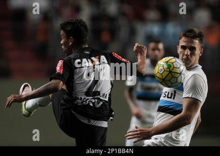 Belo Horizonte - MG 26/05/2016 - BRASILEIRO A 2016 - Atletico-MG x Gremio -  Luan,jogador do Gremio durante partida no Independencia. Foto: Thomas  Santos/AGIF (via AP Stock Photo - Alamy