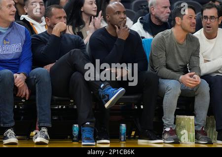 Former baseball player Barry Bonds watches during an NBA