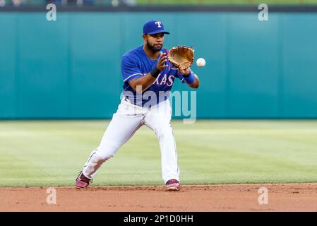 Rangers Elvis Andrus vacation in France, Italy