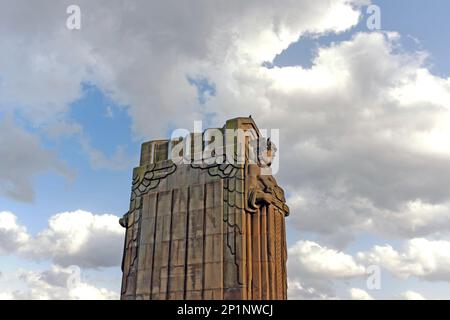 Cleveland guardians of traffic hi-res stock photography and images - Alamy